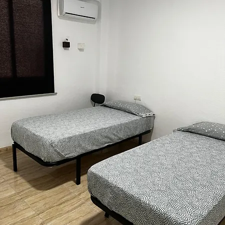 Apartment Picasso Especial Grupos Parking H *